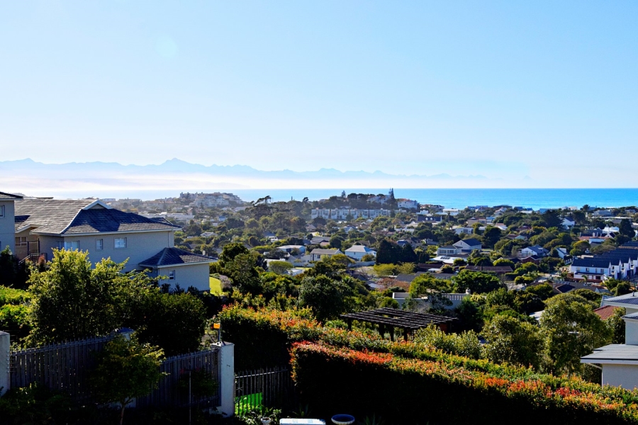 2 Bedroom Property for Sale in Robberg Ridge Western Cape